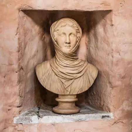 Medieval Manor House * Бристоль