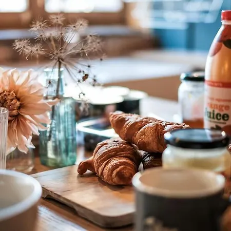 Medieval Manor House * Бристоль