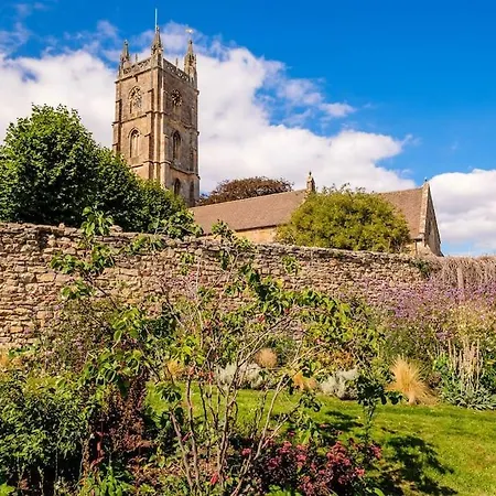 Nyaraló Medieval Manor House Bristol