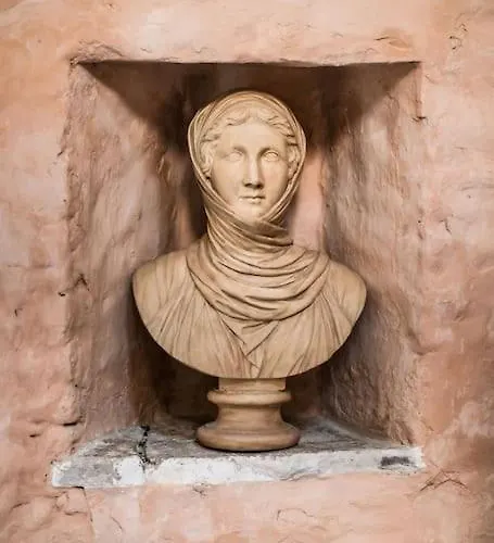 Medieval Manor House * בריסטול