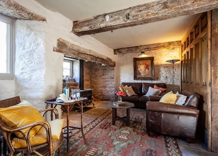 Medieval Manor House Holiday home