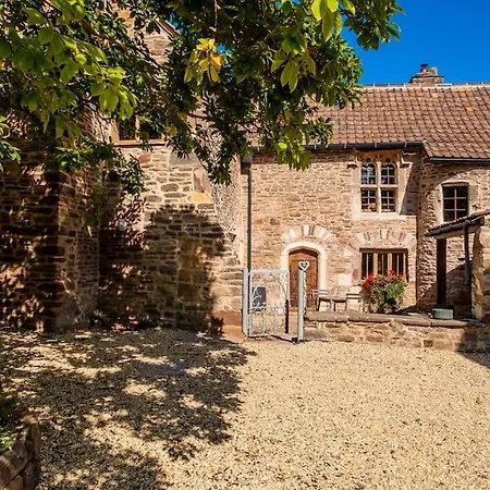 Vakantiehuis Medieval Manor House *