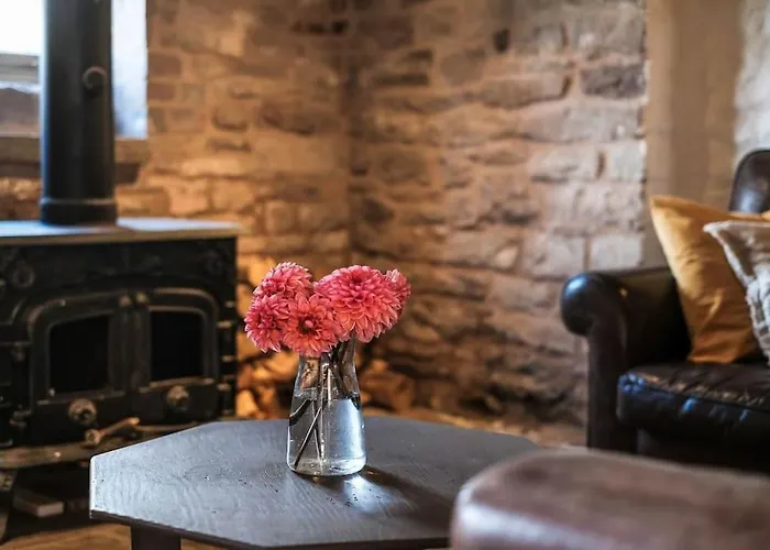 Medieval Manor House 度假居 *